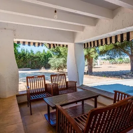 Vina Meneses Villa Marchena (Seville)